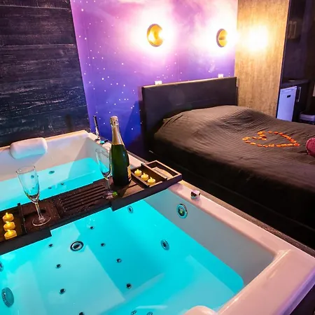 - Special Amoureux - Hyper Centre - * Lorient